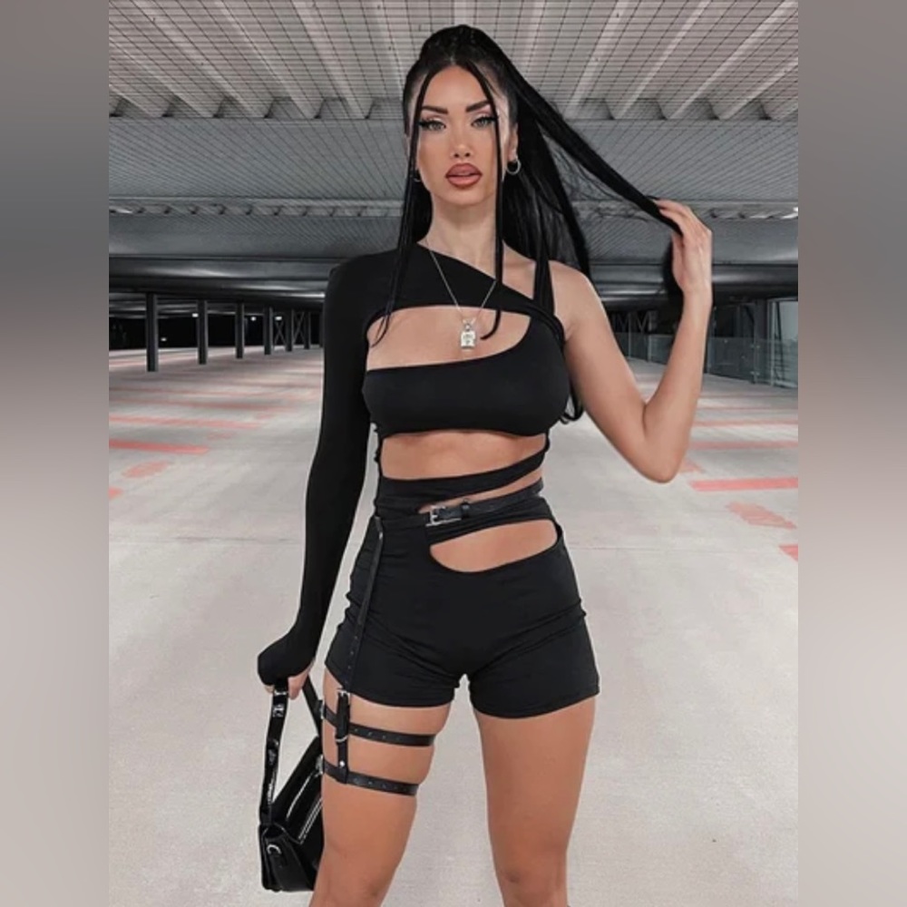Edgy Black Asymmetrical Design Arm Sleeves Cyberpunk Top Jumpsuit